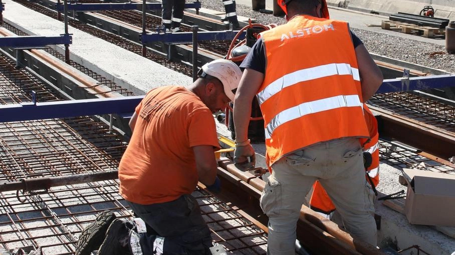 Il cantiere della nuova tramvia: si discute di rendere gratis l’A1 per alleviare i disagi Il cantiere della nuova tramvia: si discute di rendere gratis l’A1 per alleviare i disagi