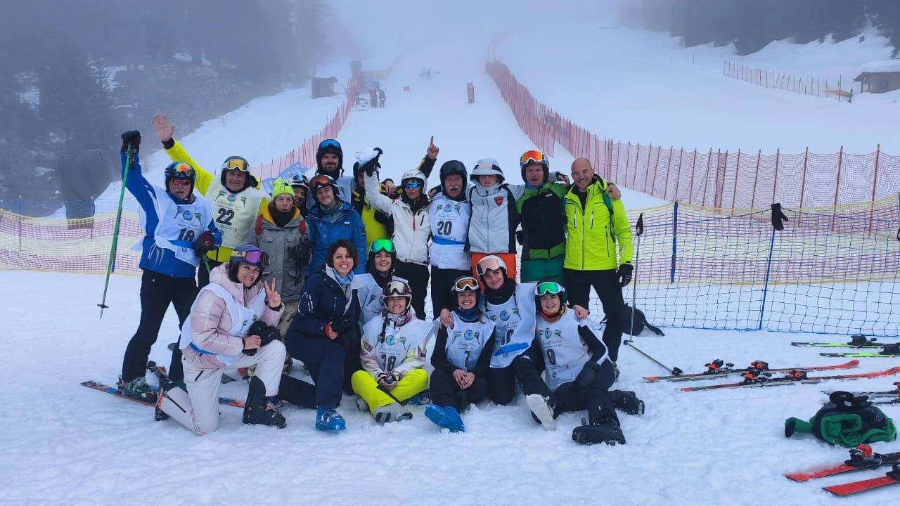 La squadra di sci del Panathlon Carrara e Massa protagonista sulle piste di Andalo La squadra di sci del Panathlon Carrara e Massa protagonista sulle piste di Andalo