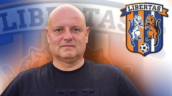 Stefano Lacchi guida il Barberino Tavarnelle con un progetto ambizioso, in attesa del ripescaggio in Promozione. Stefano Lacchi guida il Barberino Tavarnelle con un progetto ambizioso, in attesa del ripescaggio in Promozione.