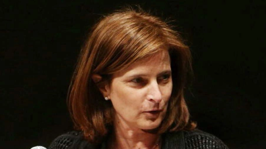 La consigliera regionale Donatella Porzi chiede un nuovo bando per sostenere le famiglie nelle spese per l'attività sportiva dei figli, con un emendamento al Ddl regionale. La consigliera regionale Donatella Porzi chiede un nuovo bando per sostenere le famiglie nelle spese per l'attività sportiva dei figli, con un emendamento al Ddl regionale.