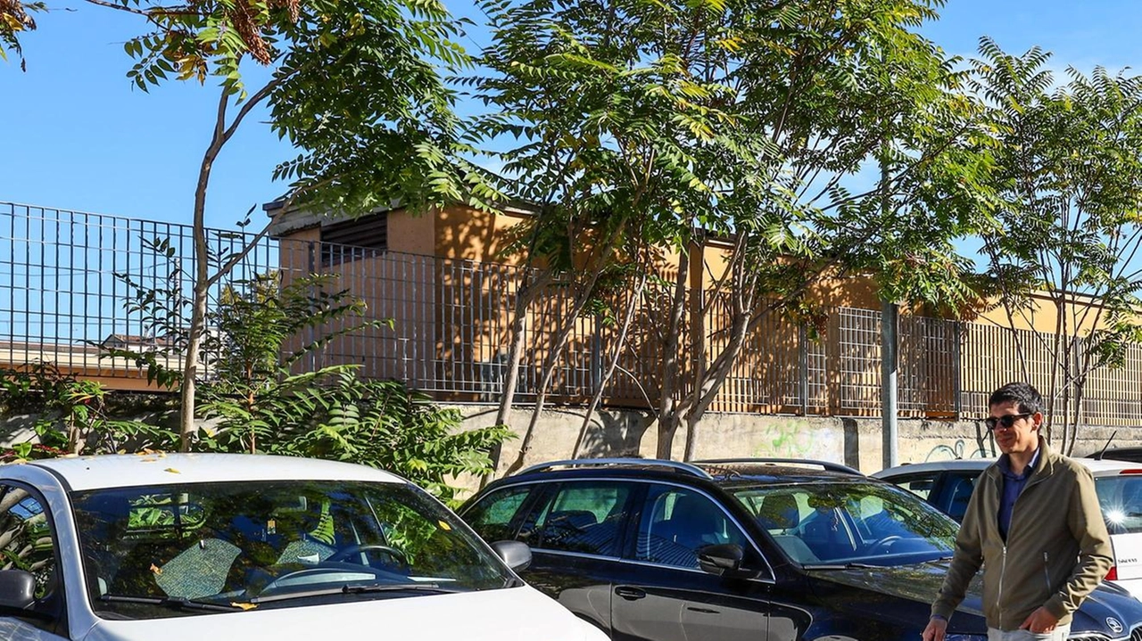 Il nuovo parcheggio pubblico all'area ex Centauro di Pontassieve apre nuove prospettive per lo sviluppo industriale e la ricerca sulle energie rinnovabili. Il nuovo parcheggio pubblico all'area ex Centauro di Pontassieve apre nuove prospettive per lo sviluppo industriale e la ricerca sulle energie rinnovabili.