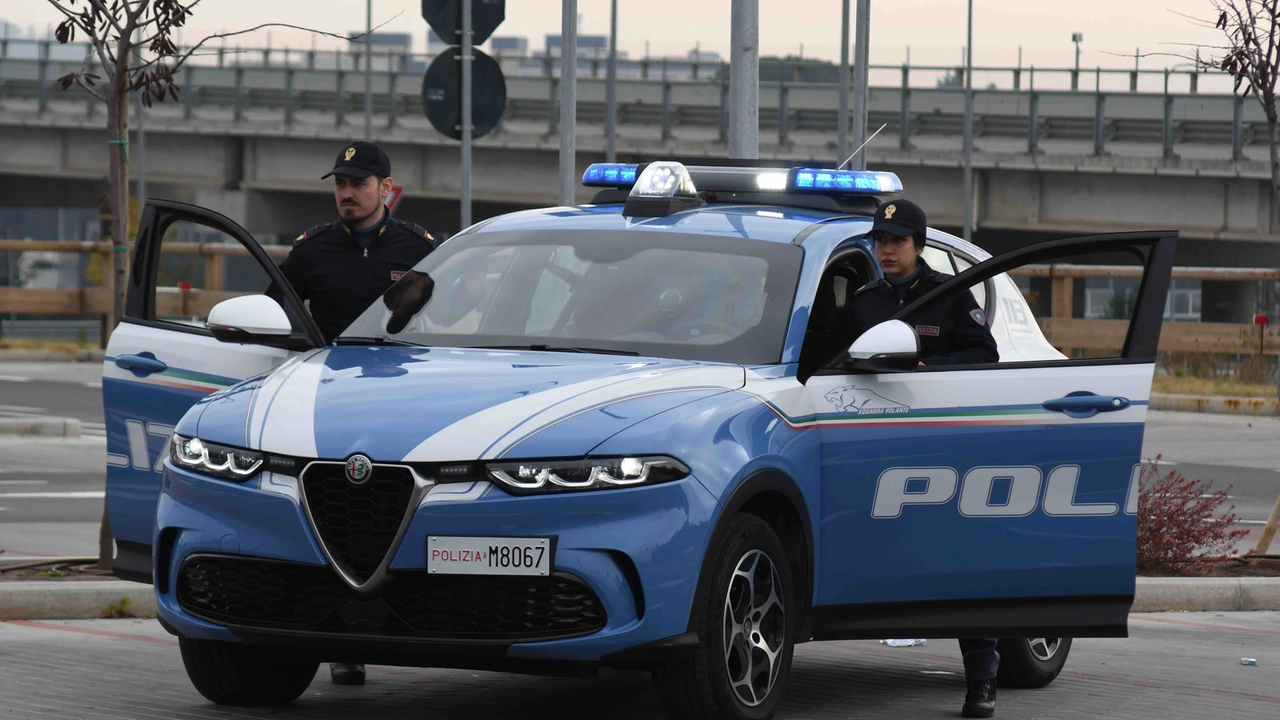 Per gli agenti di polizia si è trattato di una vera e propria “spedizione punitiva” che ha coinvolto almeno dodici ragazzi