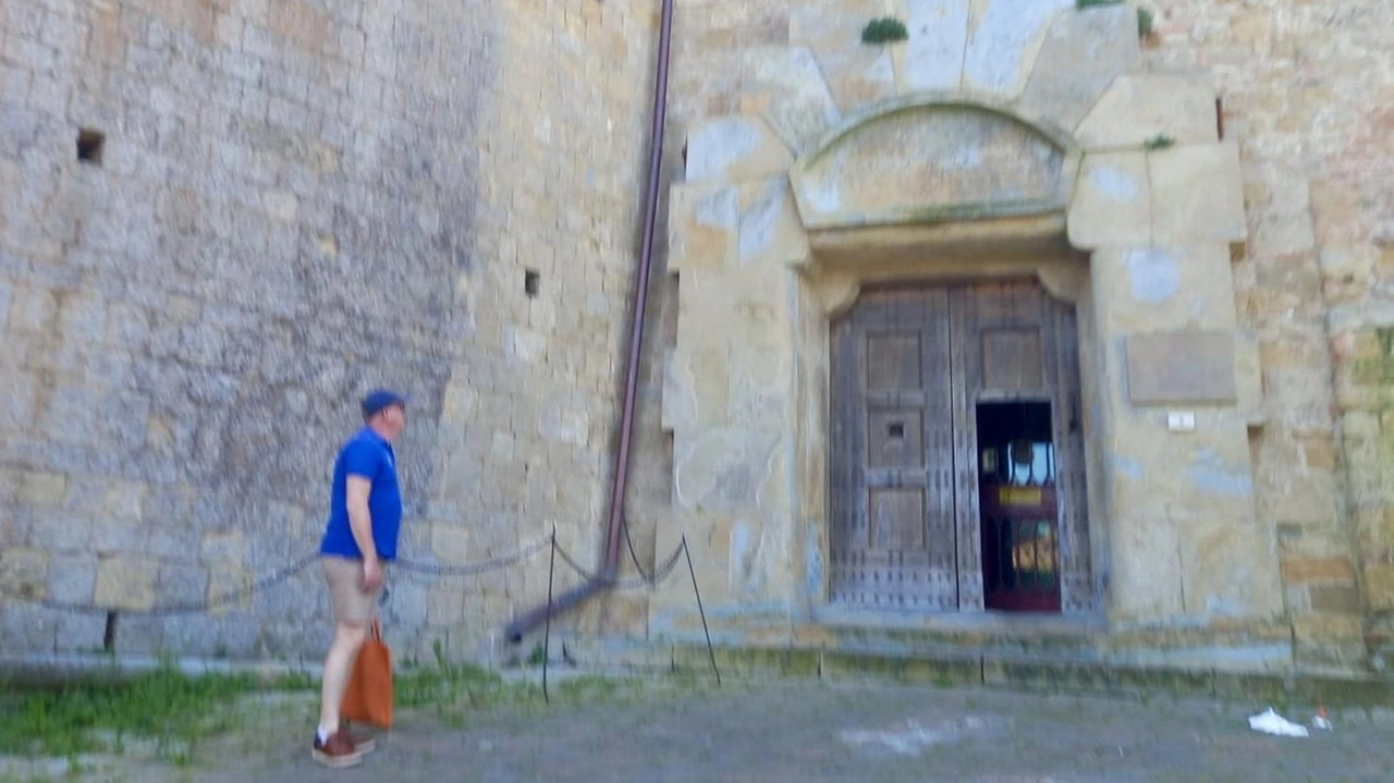 Turisti a. Volterra: Coalizione Volterra Civica attacca sulla promozione del territorio Turisti a. Volterra: Coalizione Volterra Civica attacca sulla promozione del territorio