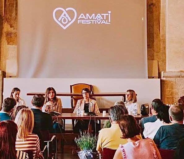 https://www.lanazione.it/image-service/view/acePublic/alias/contentid/MGZjODM3YmQtZmQ5MS00/0/sfida-ai-disturbi-alimentari-todi-resta-in-prima-linea.jpeg