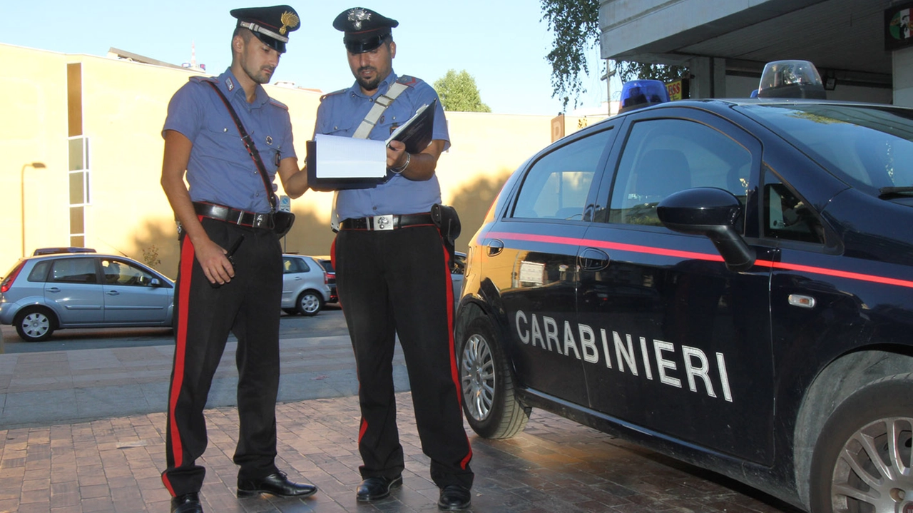I carabinieri hanno fatto un sopralluogo e effettuato i rilievi nella abitazione svaligiata (foto d’archivio) I carabinieri hanno fatto un sopralluogo e effettuato i rilievi nella abitazione svaligiata (foto d’archivio)