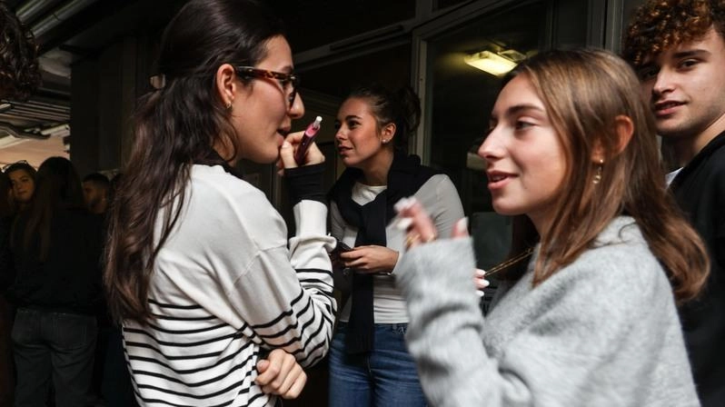L’eliminazione del test d’ingresso può portare fino a duemila nuovi iscritti. L’allarme del sindacato di medici e dirigenti sanitari. Oggi studiano 528 ragazzi. . L’eliminazione del test d’ingresso può portare fino a duemila nuovi iscritti. L’allarme del sindacato di medici e dirigenti sanitari. Oggi studiano 528 ragazzi. .