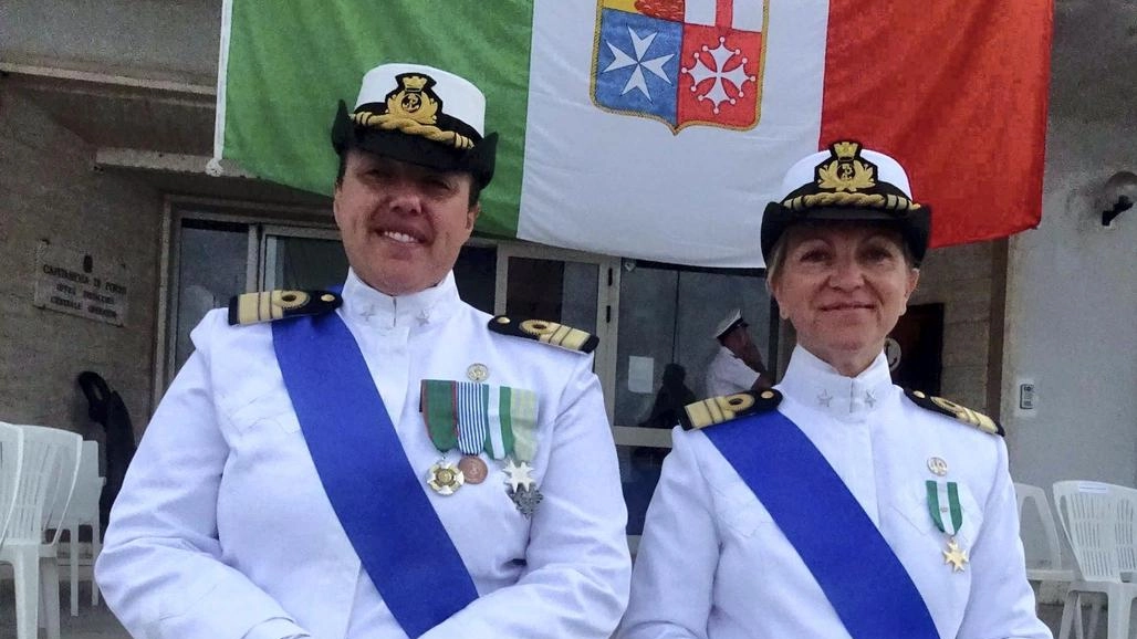Il cambio della guardia ieri in Capitaneria di Porto Il capitano Di Cuio sostituisce Silvia Brini