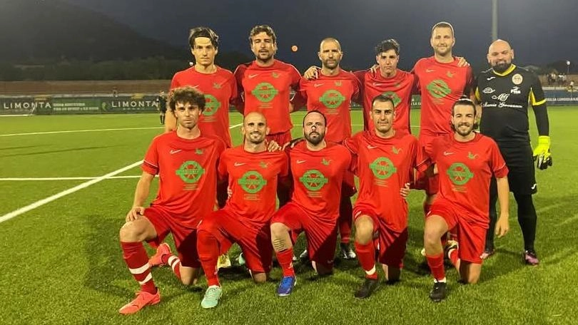 Ponte-Lucertola 7-2 Partita che non aveva niente da dire con la Lucertola (nella foto) già qualificata e il Ponte già eliminato.... Ponte-Lucertola 7-2 Partita che non aveva niente da dire con la Lucertola (nella foto) già qualificata e il Ponte già eliminato....