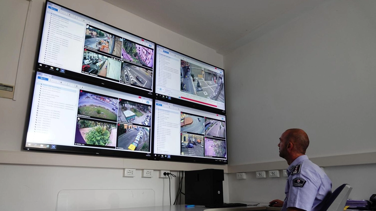 Dopo aver provocato gli incidenti non si sono fermati per verificare il danno Dopo aver provocato gli incidenti non si sono fermati per verificare il danno