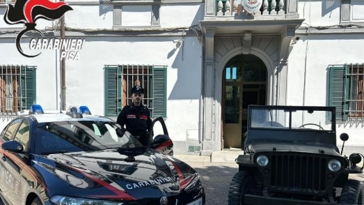 La Jeep Willys del 1946 ritrovata dai carabinieri La Jeep Willys del 1946 ritrovata dai carabinieri