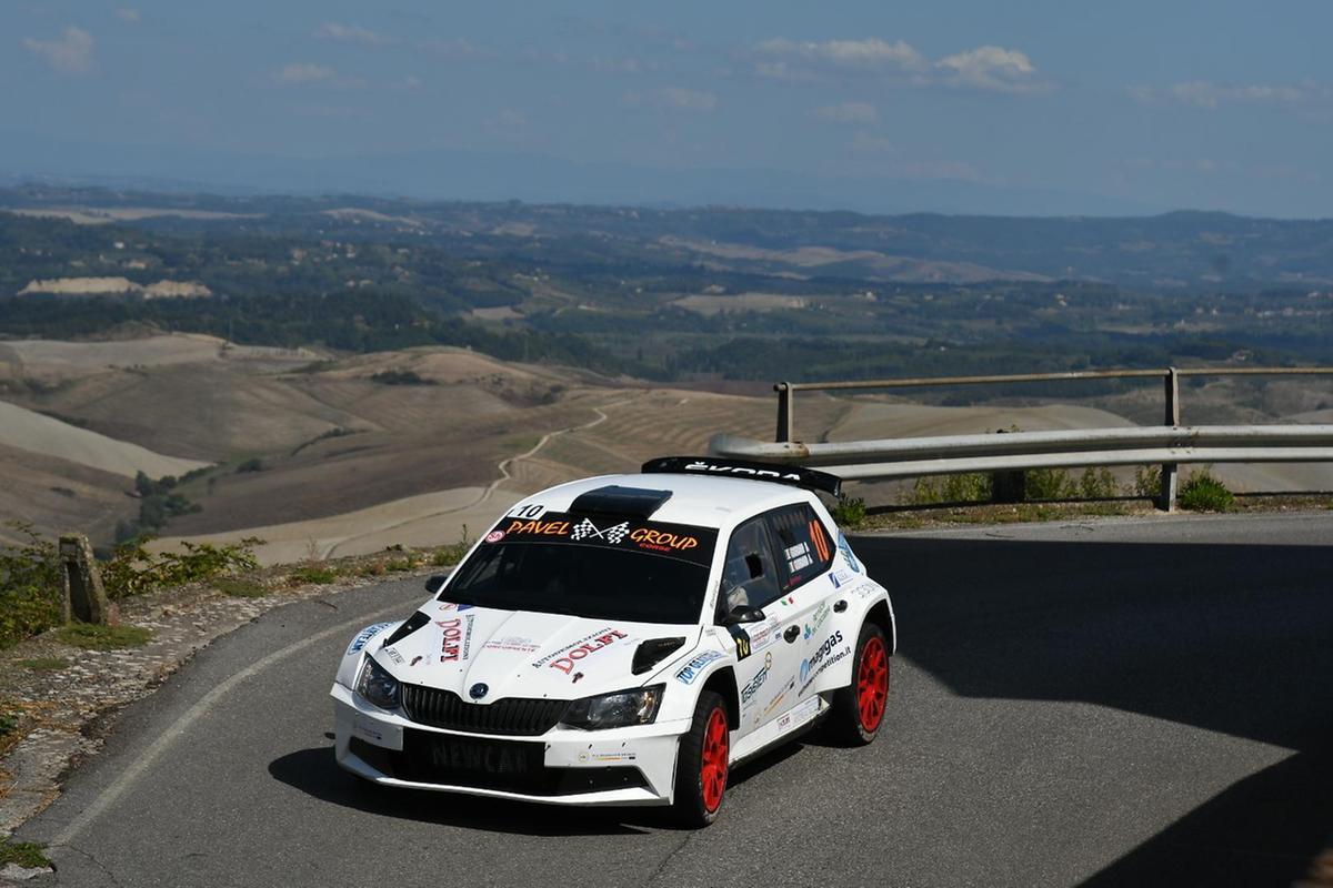 Rally, lo spettacolo. Ecco gli itinerari. Due giorni di gare Rally, lo spettacolo. Ecco gli itinerari. Due giorni di gare