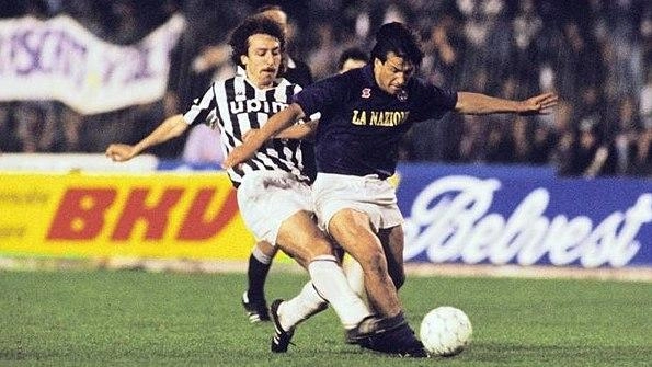 Il 2 maggio l’andata della finale coi bianconeri che piegarono i gigliati nei ricordi di Celeste Pin "Casiraghi mi buttò a terra graffiandomi e segnò. Poi mi rise in faccia e disse ’Noi siamo la Juventus’". Il 2 maggio l’andata della finale coi bianconeri che piegarono i gigliati nei ricordi di Celeste Pin "Casiraghi mi buttò a terra graffiandomi e segnò. Poi mi rise in faccia e disse ’Noi siamo la Juventus’".