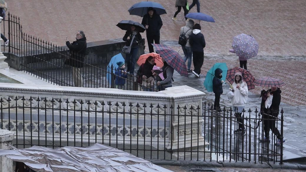 A Siena questo inverno ha piovuto più del solito anche se resta il decimo fra. quelli con le temperature maggiormente. alte dal 1970 ad oggi A Siena questo inverno ha piovuto più del solito anche se resta il decimo fra. quelli con le temperature maggiormente. alte dal 1970 ad oggi