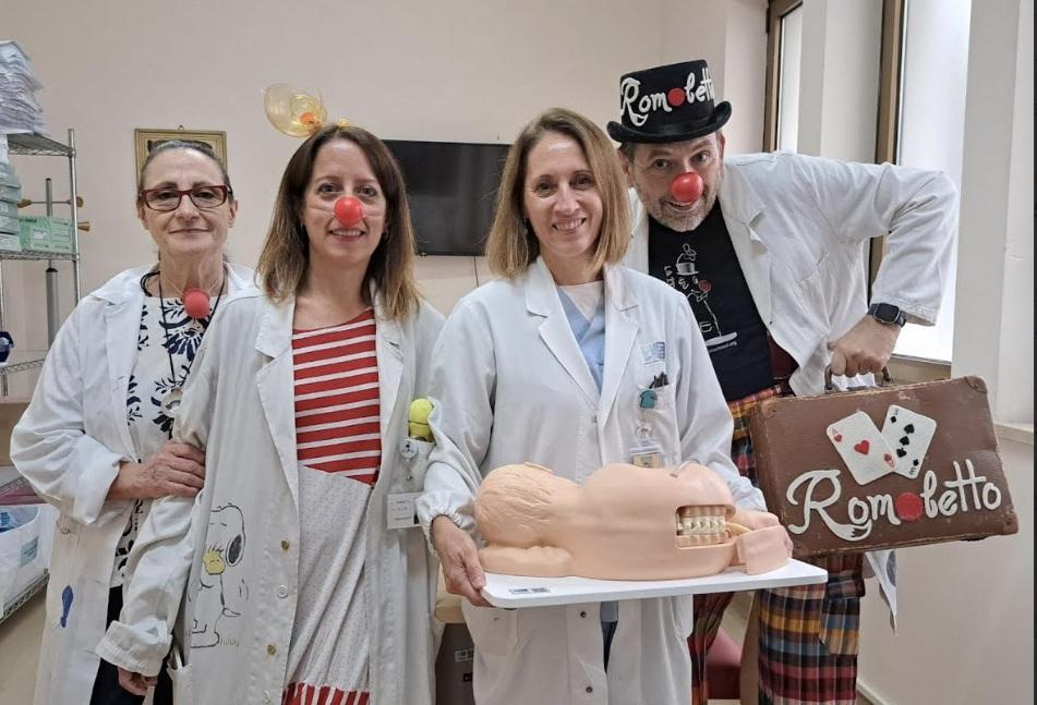Neonatologia, la Tribù dei Nasi Rossi dona un supporto per la formazione degli operatori sanitari Neonatologia, la Tribù dei Nasi Rossi dona un supporto per la formazione degli operatori sanitari