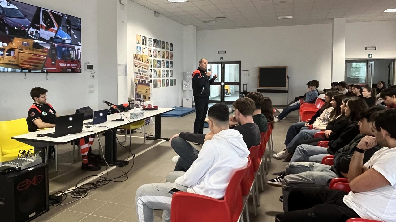 Una circolare della preside per guidare gli studenti alla giusta scelta Una circolare della preside per guidare gli studenti alla giusta scelta