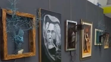 A Castiglion Fiorentino trenta opere che raccontano il percorso da artista.