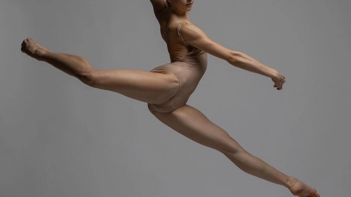 La giovane Beni ha affrontato l’audizione nel tempio del ballo ed è stata accolta nel team del teatro. In passato scelta da Abbagnato per le produzioni dell’opera. Gli insegnanti: "Forte e determinata". . La giovane Beni ha affrontato l’audizione nel tempio del ballo ed è stata accolta nel team del teatro. In passato scelta da Abbagnato per le produzioni dell’opera. Gli insegnanti: "Forte e determinata". .