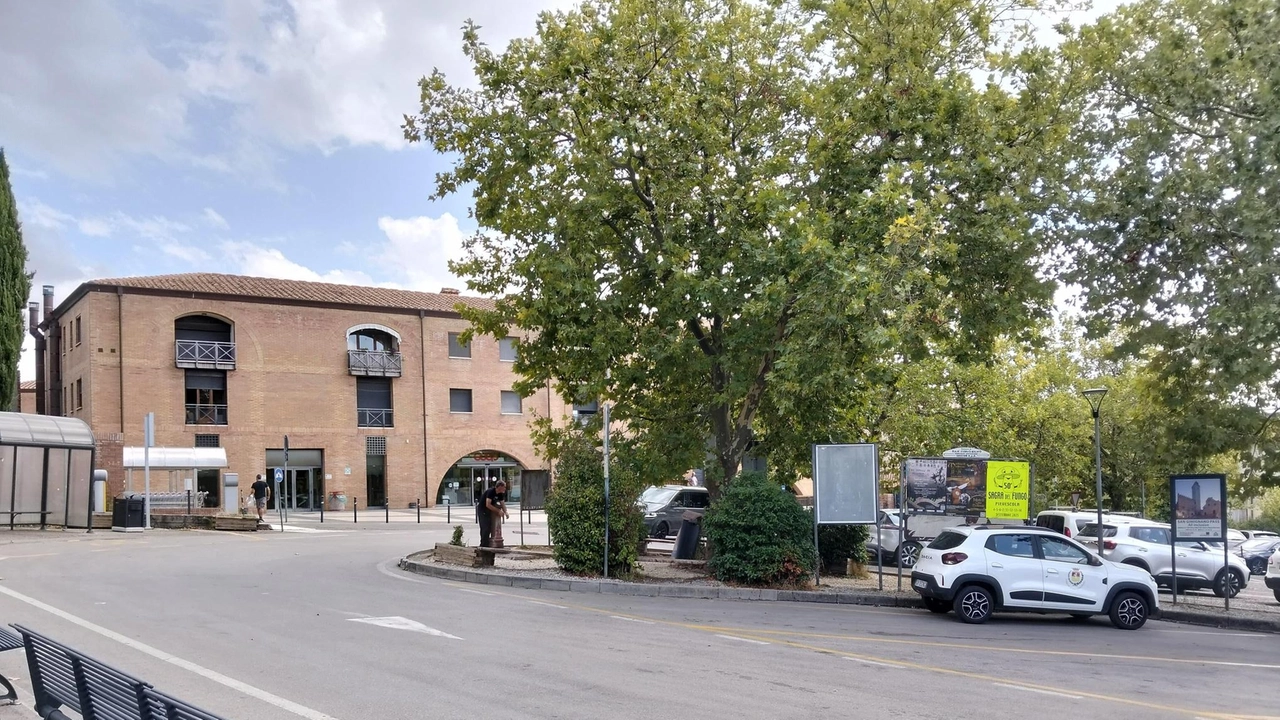 La piazza di San Gimignano che, al termine dell’iter autorizzativo, diventerà piazza 13 luglio 1944 La piazza di San Gimignano che, al termine dell’iter autorizzativo, diventerà piazza 13 luglio 1944