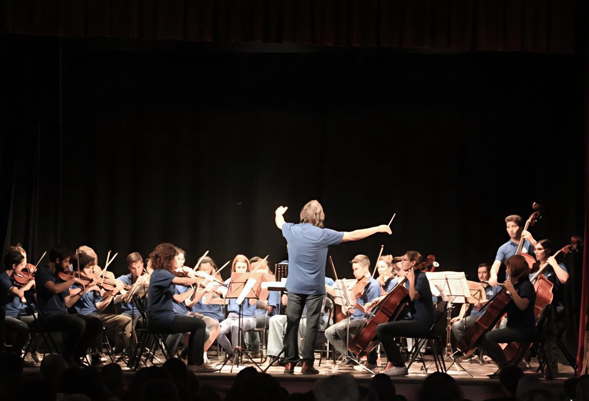 I 40 anni della Scuola di Musica. Maxi concerto con 150 strumenti I 40 anni della Scuola di Musica. Maxi concerto con 150 strumenti