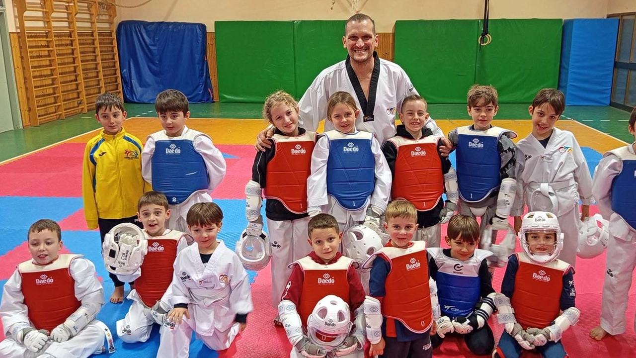 Due giornate di taekwondo al palasport D’Agata. Oggi e domani è in programma la prima edizione della Bellerofonte Cup che,... Due giornate di taekwondo al palasport D’Agata. Oggi e domani è in programma la prima edizione della Bellerofonte Cup che,...