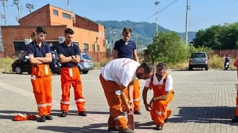 Una esercitazione all’interno del polo provinciale della Protezione civile da oltre 20 anni in funzione a Santo Stefano Magra Una esercitazione all’interno del polo provinciale della Protezione civile da oltre 20 anni in funzione a Santo Stefano Magra