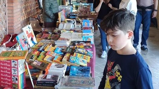 seconda edizione della mostra del disco vinili e fumetti all ippodromo del visarno