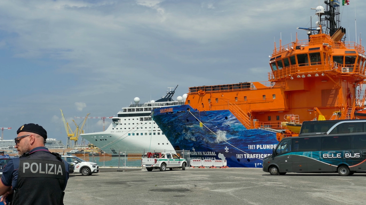 La nave Solidaire La nave Solidaire