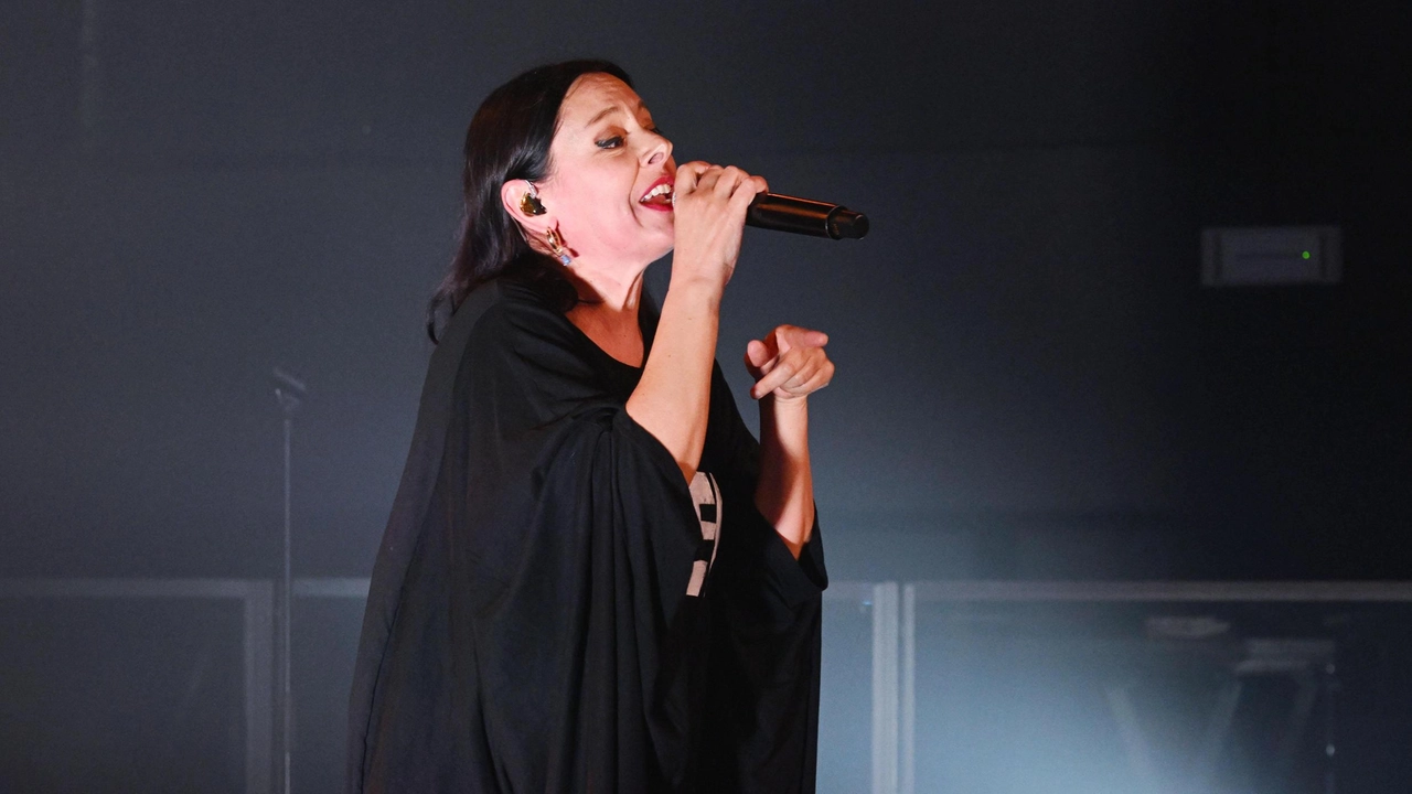 Cantautrice e produttrice. , con ’Trenta Meg’ celebra trent’anni di carriera. Stasera sul palco del Festival della Montagna fiorentina Cantautrice e produttrice. , con ’Trenta Meg’ celebra trent’anni di carriera. Stasera sul palco del Festival della Montagna fiorentina