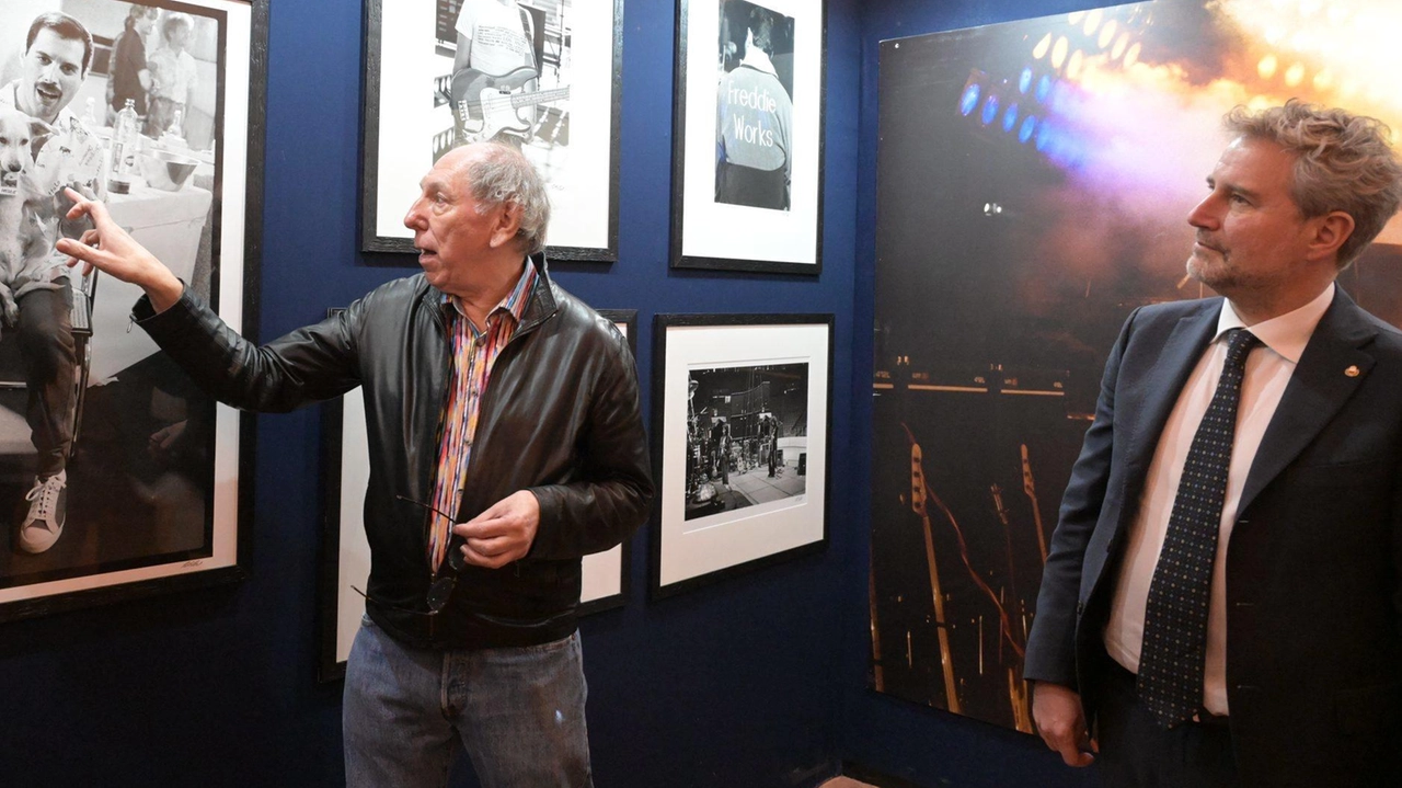 A Palazzo Guinigi esposti da ieri gli scatti “ravvicinati“ del fotografo Peter Hince, storico road manager di Freddie Mercury