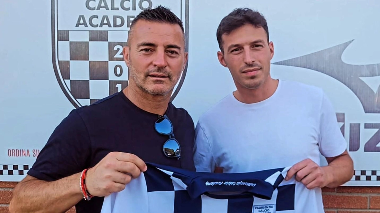 Alessio Giugni, ds. Valbisenzio, presenta il nuovo difensore Daniele De Felice