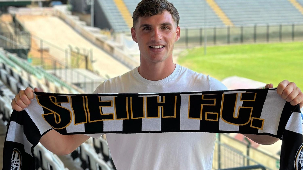 Il Siena ha annunciato il primo tassello che rafforzerà il reparto offensivo stagione 2025/2026: Matteo Menghi (foto) è un nuovo...