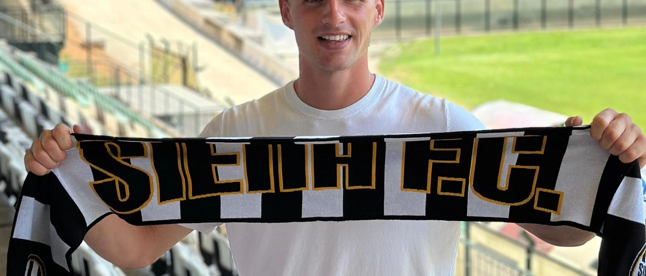 Menghi nuovo attaccante del Siena: "Ha qualità tecniche e fiuto per il gol"