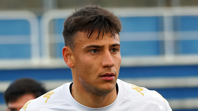 Il centrocampista Mattia Pardera Il centrocampista Mattia Pardera