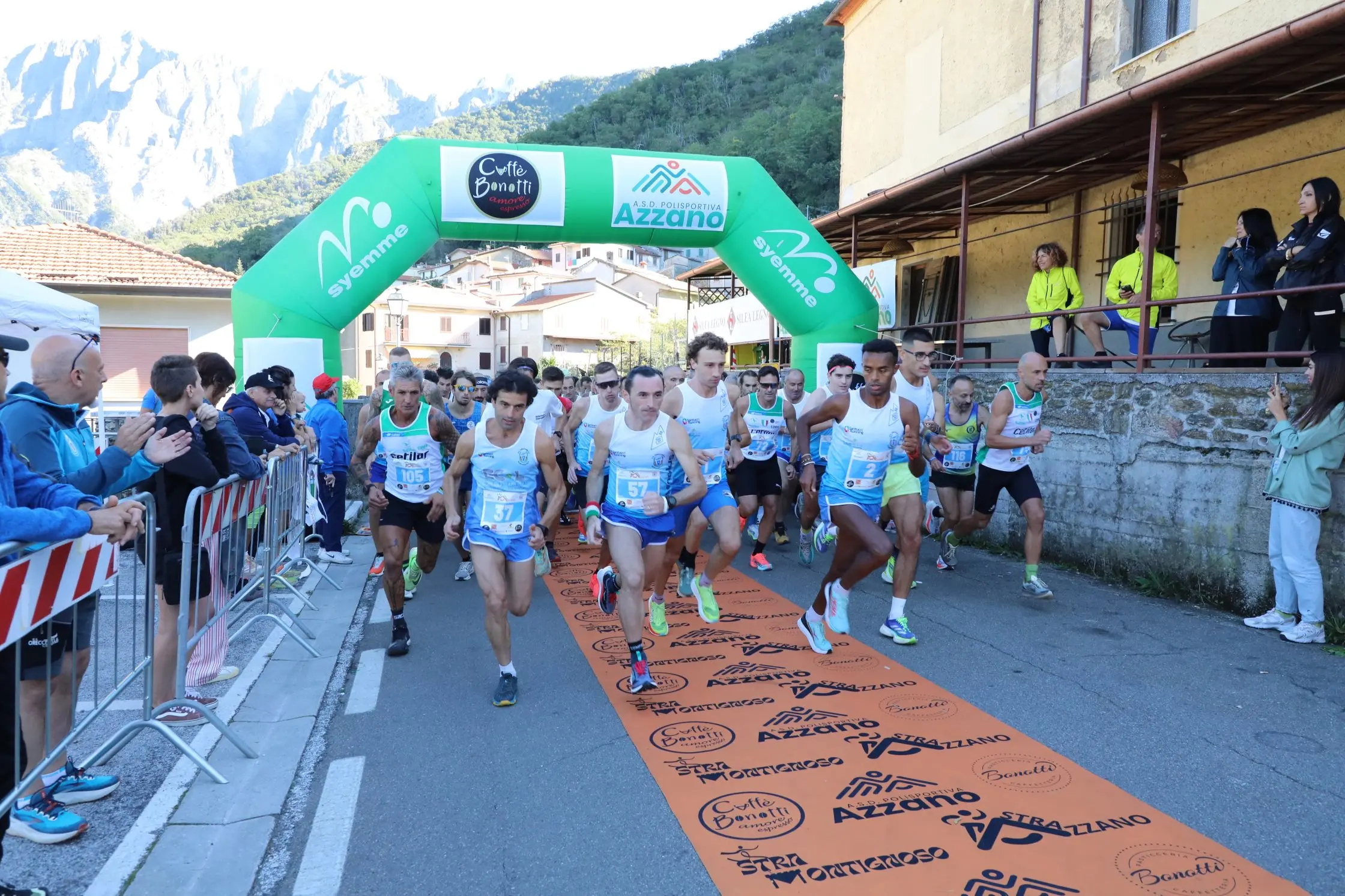 Stra Azzano, le foto della corsa di Seravezza