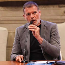 Firenze, Stefano Massini presenta il libro 'Donald'
