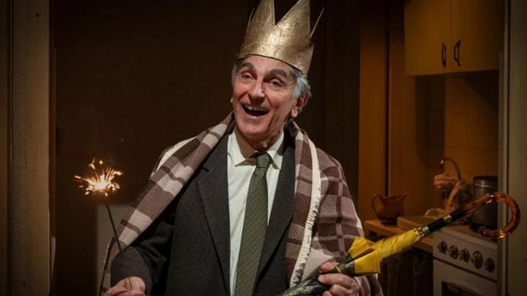 Vincenzo Salemme in scena con Natale in casa Cupiello Vincenzo Salemme in scena con Natale in casa Cupiello
