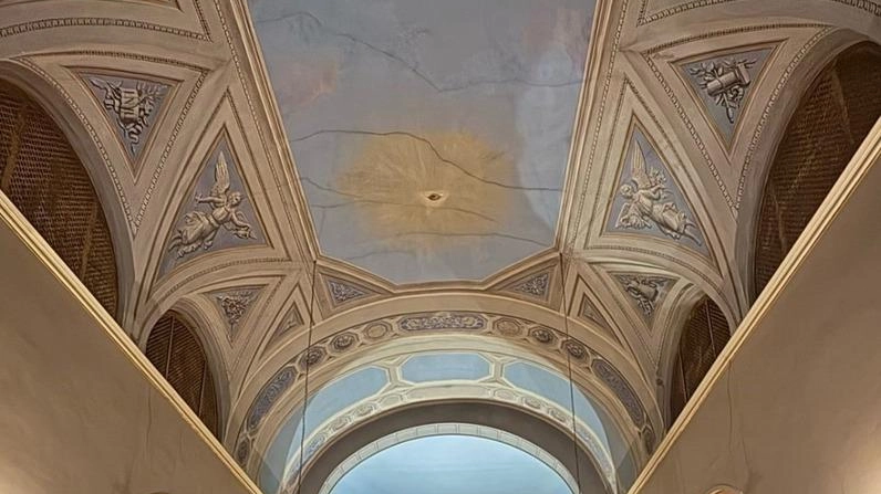 Venerdì prima il concerto “Sonate lucchesi“ poi la cena in stile barocco tra candelabri e velluti. Venerdì prima il concerto “Sonate lucchesi“ poi la cena in stile barocco tra candelabri e velluti.