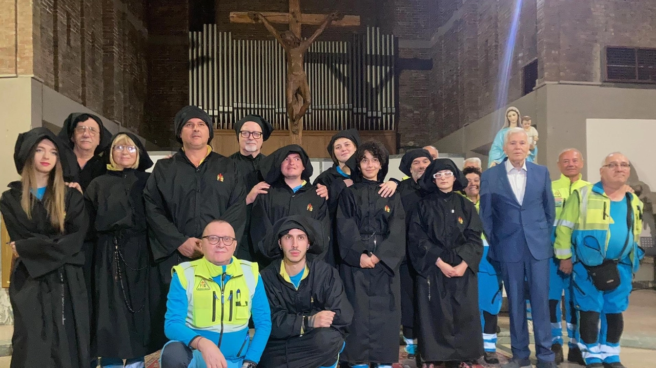 Un momento della cerimonia per il patrono della Misericordia Un momento della cerimonia per il patrono della Misericordia