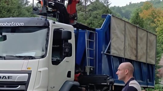 In località Zancona esiste un centro di raccolta rifiuti intercomunale e lo smaltimento è del tutto gratuito In località Zancona esiste un centro di raccolta rifiuti intercomunale e lo smaltimento è del tutto gratuito