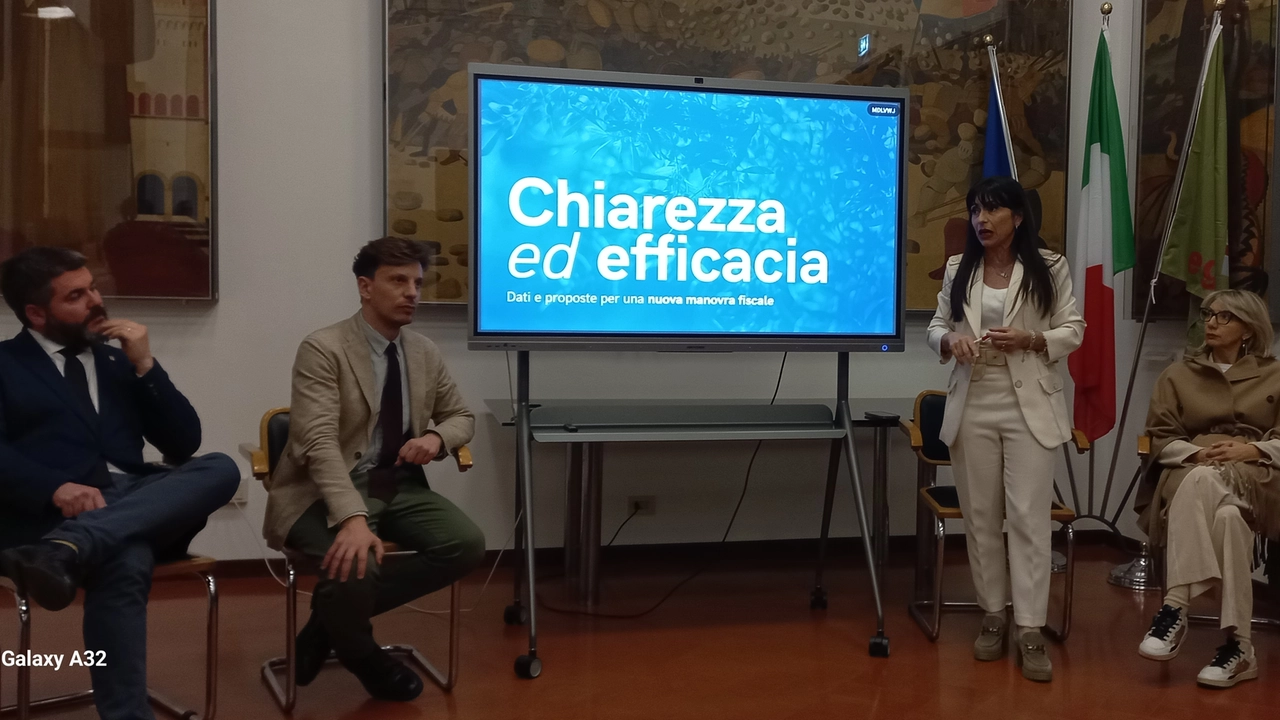 La presentazione della manovra