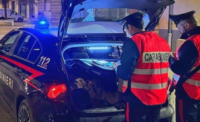 Difendono una ragazza, “aggrediti da un gruppo di almeno dieci persone” Difendono una ragazza, “aggrediti da un gruppo di almeno dieci persone”