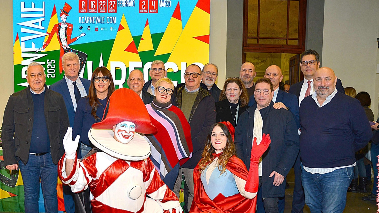 Da oltre 150 anni, il Carnevale di Viareggio rappresenta un simbolo di creatività, tradizione e comunità. Quest’anno, Conad Nord Ovest... Da oltre 150 anni, il Carnevale di Viareggio rappresenta un simbolo di creatività, tradizione e comunità. Quest’anno, Conad Nord Ovest...