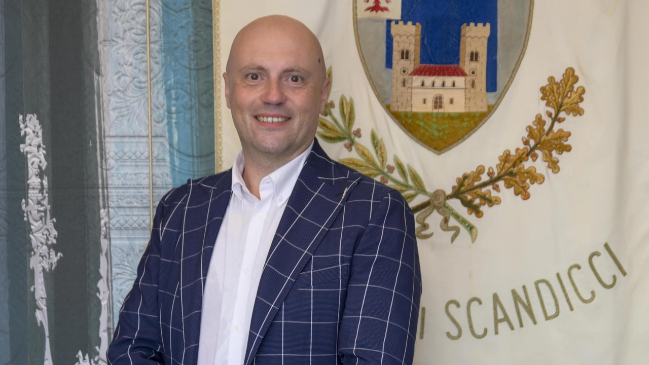 L’assessore Lorenzo Tomassoli sarà alla guida di uno specifico gruppo di lavoro per potenziare la difesa del suolo del territorio L’assessore Lorenzo Tomassoli sarà alla guida di uno specifico gruppo di lavoro per potenziare la difesa del suolo del territorio