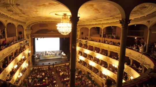 Il Teatro della Pergola Il Teatro della Pergola