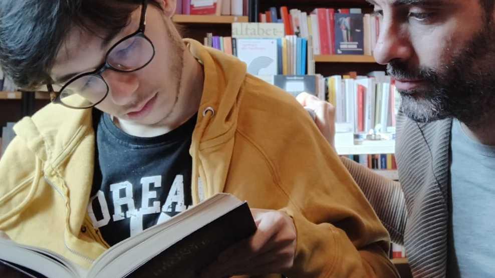 Quei libri apparsi nei film.... Ecco uno scaffale tutto per loro Quei libri apparsi nei film.... Ecco uno scaffale tutto per loro