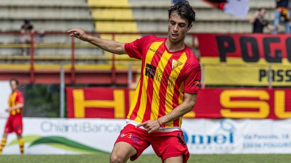 Poggibonsi dal volto quasi totalmente rinnovato per la serie D. L’organico è tuttora in fase di definizione, ma il quadro... Poggibonsi dal volto quasi totalmente rinnovato per la serie D. L’organico è tuttora in fase di definizione, ma il quadro...