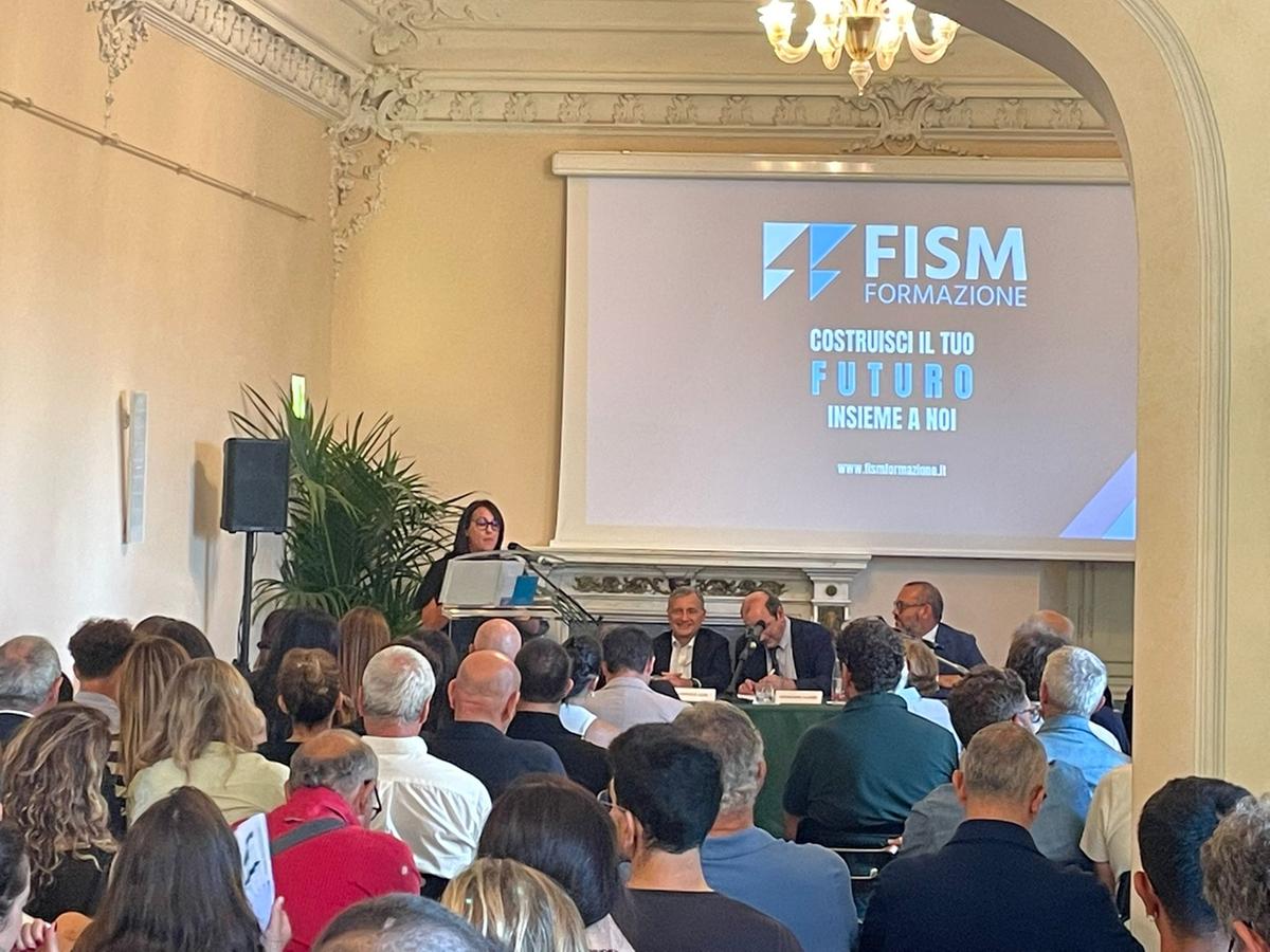 fismformazione e fondazione cr firenze consegnano i diplomi di fine corso