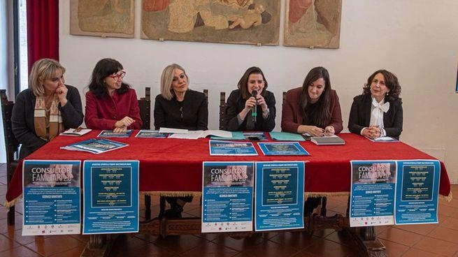Consultori familiari 2.0: un progetto innovativo che fornisce un ampio ventaglio di servizi gratuiti per le famiglie. Informazioni, supporto psicologico... Consultori familiari 2.0: un progetto innovativo che fornisce un ampio ventaglio di servizi gratuiti per le famiglie. Informazioni, supporto psicologico...