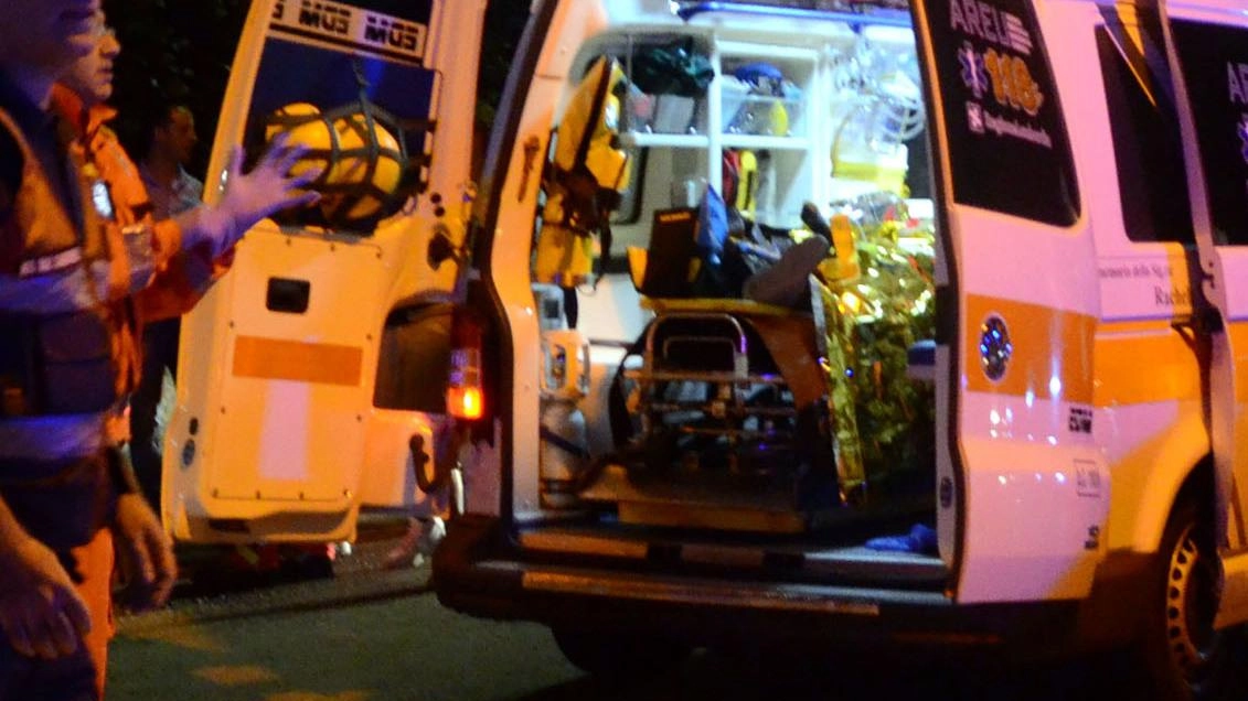 Tragedia evitata a Colle: uomo travolto dal suo fuoristrada, intervento tempestivo dei soccorsi. Altro incidente con anziano finito fuori strada. Tragedia evitata a Colle: uomo travolto dal suo fuoristrada, intervento tempestivo dei soccorsi. Altro incidente con anziano finito fuori strada.