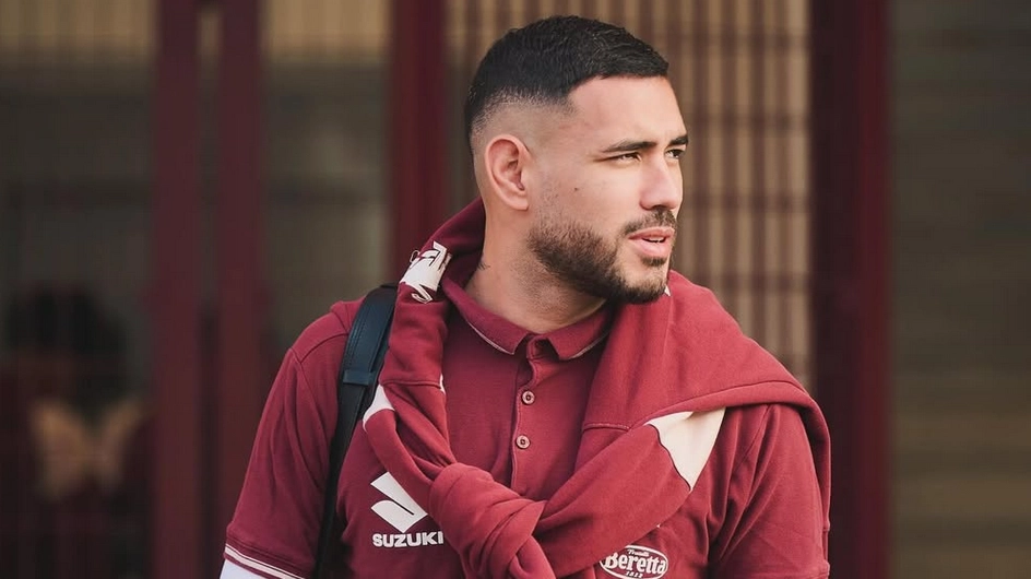 Tony Sanabria aspetta un cenno per raggiungere Firenze (foto social del calciatore)